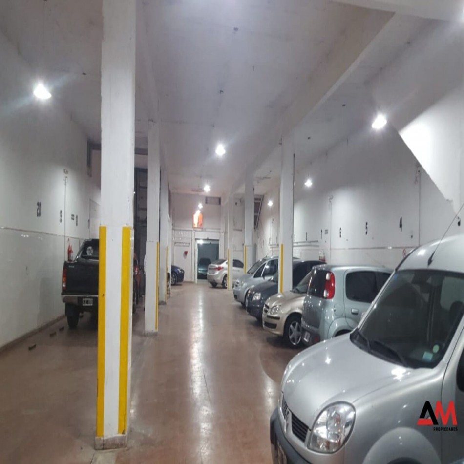 GARAGE 28 COCHERAS + VIVIENDA EN ZONA CENTRO - Santa Teresita, Pdo de la Costa