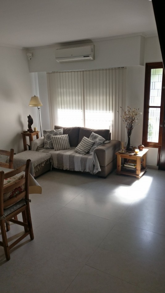 Duplex, Beccar, San Isidro Excelente Estado 4 Amb, Garage