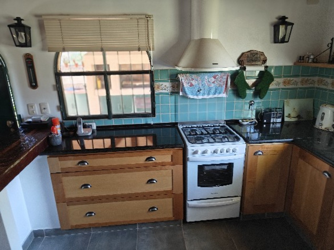 EXCELENTE QUINTA SOBRE 2217MTS EN BARRIO PARQUE IRIZAR - PILAR RETASADO