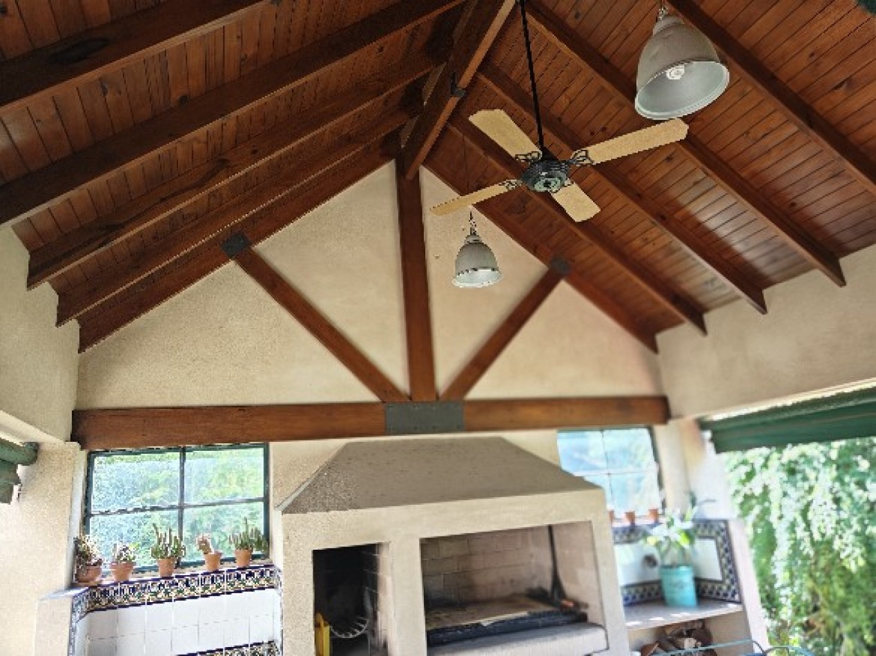 EXCELENTE QUINTA SOBRE 2217MTS EN BARRIO PARQUE IRIZAR - PILAR RETASADO