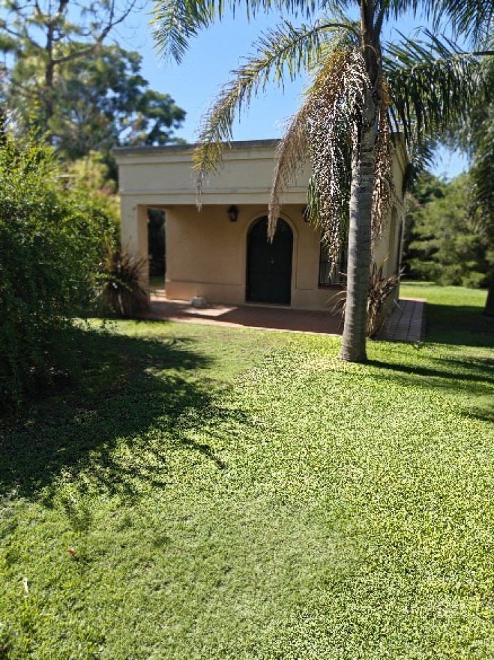 EXCELENTE QUINTA SOBRE 2217MTS EN BARRIO PARQUE IRIZAR - PILAR RETASADO