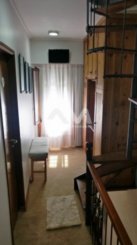 CASA Tipo Duplex, Beccar, San Isidro Excelente Estado 4 Amb, Garage