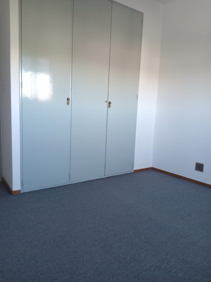 Depatamento 2 ambientes Ubicacion excelente Vte Lopez, MUY LUMINOSO Y SOLEADO